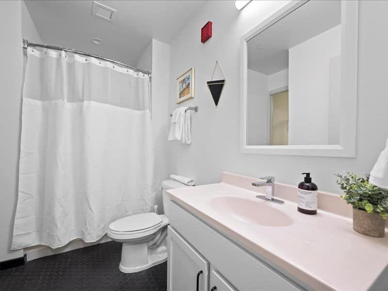 Cozysuites Historic 1Br, Downtown Pittsburgh Exterior foto