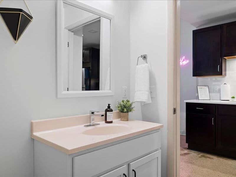 Cozysuites Historic 1Br, Downtown Pittsburgh Exterior foto